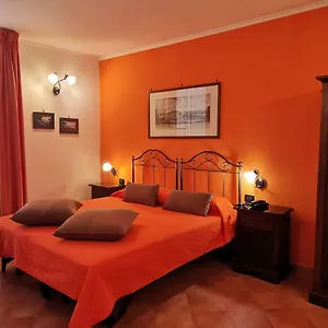 neapolis-naples-80128.hotels-amalfi.com/