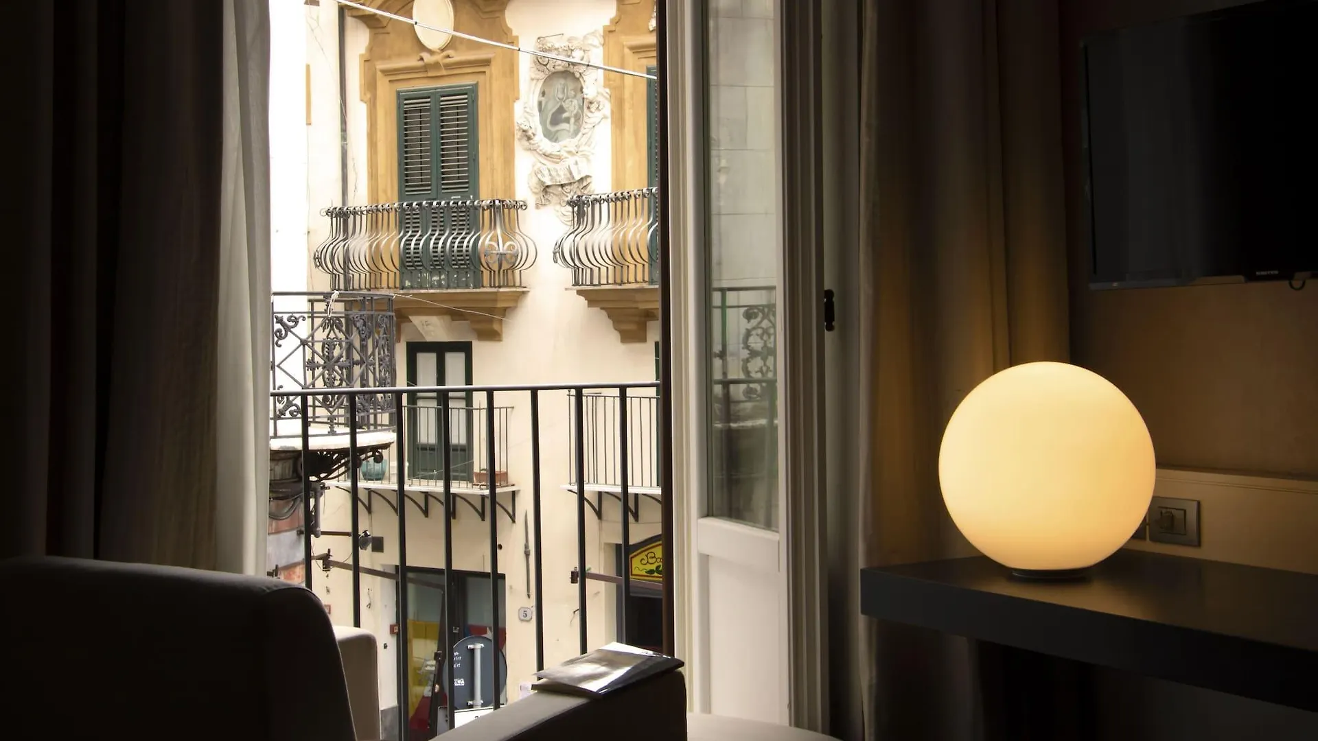 Hotel Nh Collection Palermo Palazzo Sitano 4*,